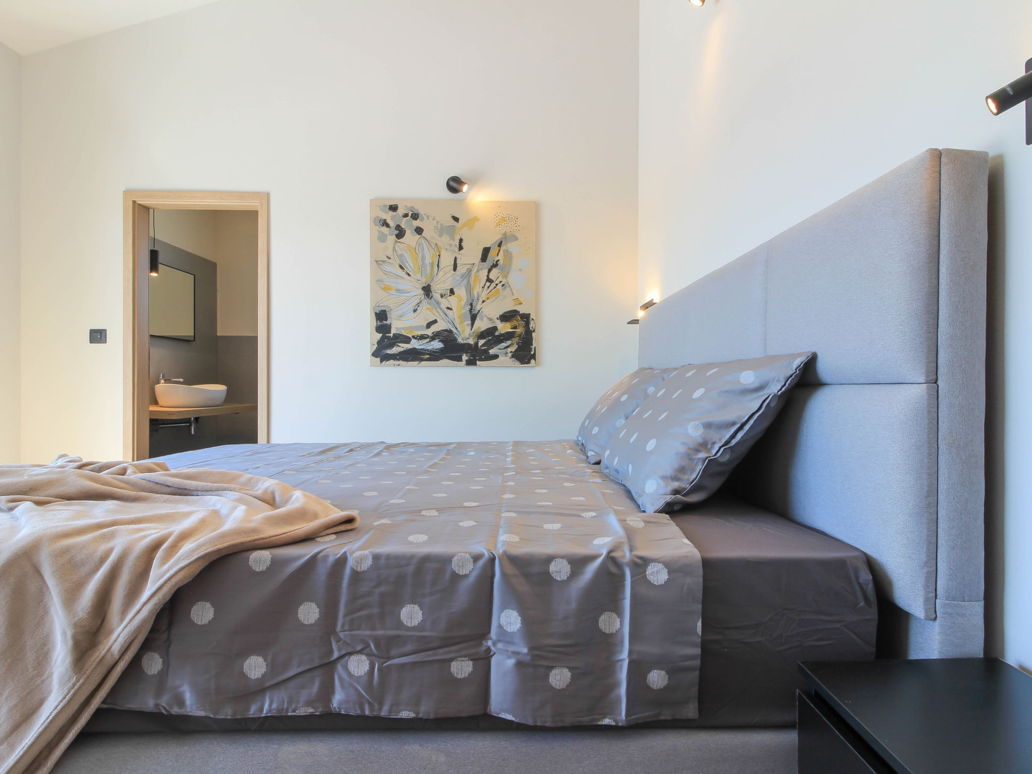 Villa Esire - Binnen