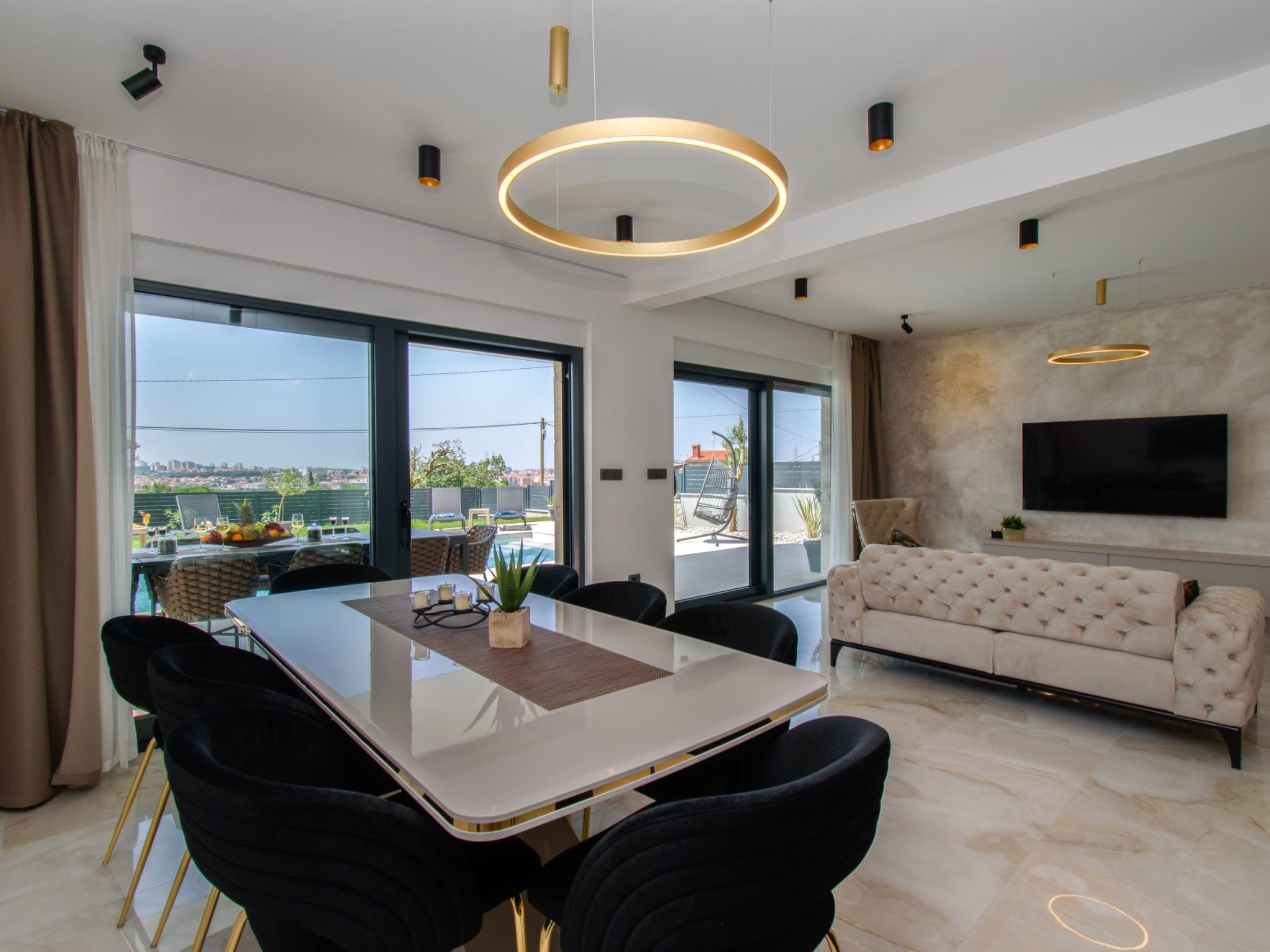 Villa Sabina - Buiten