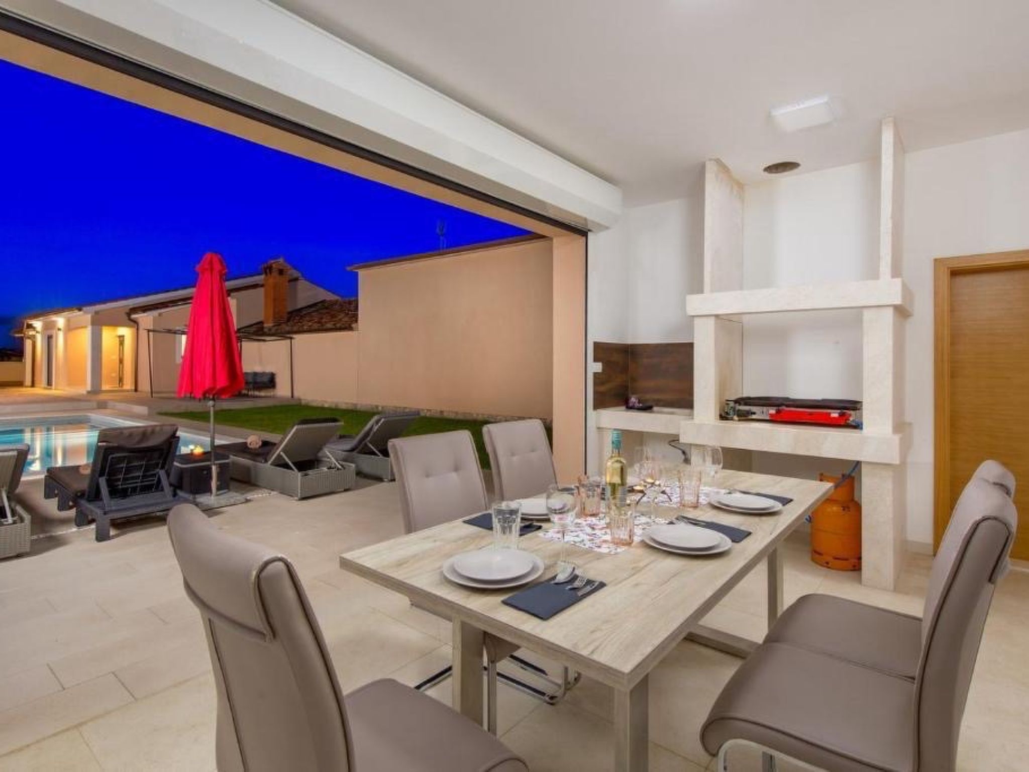 Villa Jessica - Draußen