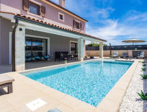 Villa Roma: Moderne vrijstaande villa met privézwembad bij Bokordići, Istrië - thumbnail 1