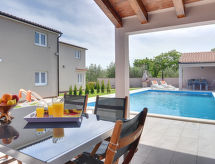Villa Marcelia: Stijlvolle vrijstaande villa met privézwembad in Bokordići, Istrië - thumbnail 5