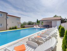 Villa Marcelia: Stijlvolle vrijstaande villa met privézwembad in Bokordići, Istrië - thumbnail 2
