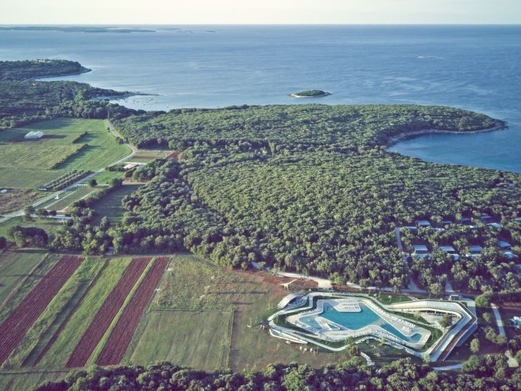 Photo of Luxury Beachside Villa Porto Bus