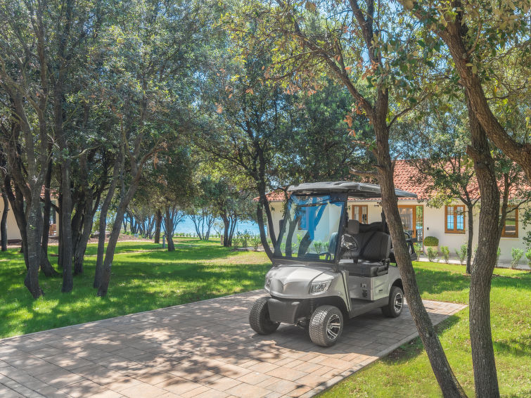 Photo of Luxury Beachside Villa Porto Bus