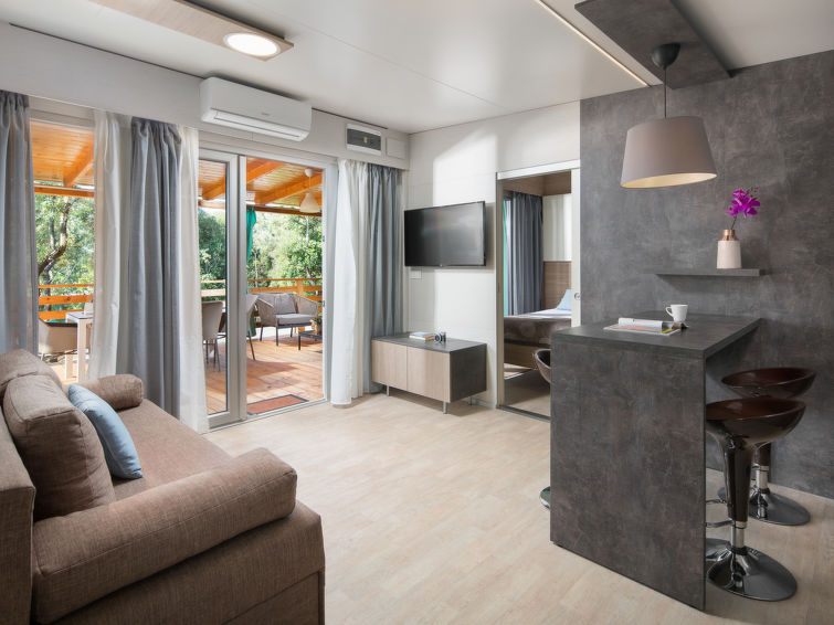 Search and Stay destination Bale, Istria County - Croatia from AU$ 186. Mon Perin Mobilhome Villa Prestige