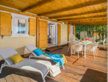 Luxe Mobilhome aan Zee met Zwembad bij Rovinj, Geschikt voor 6 Personen - thumbnail 6
