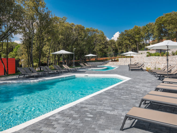 Photo of Luxury Bay Villa with private hot tub