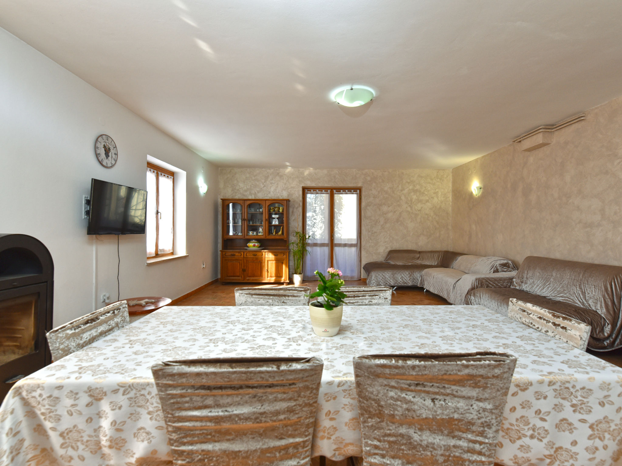 Photo of Apartment 1945