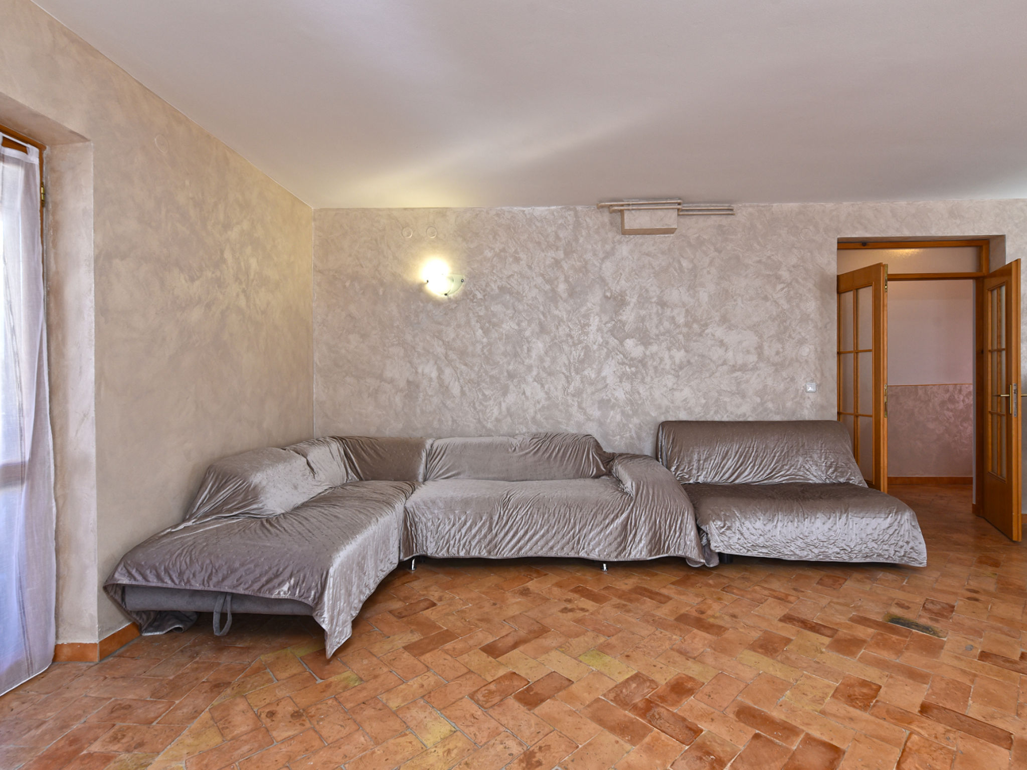 Photo of Apartment 1945