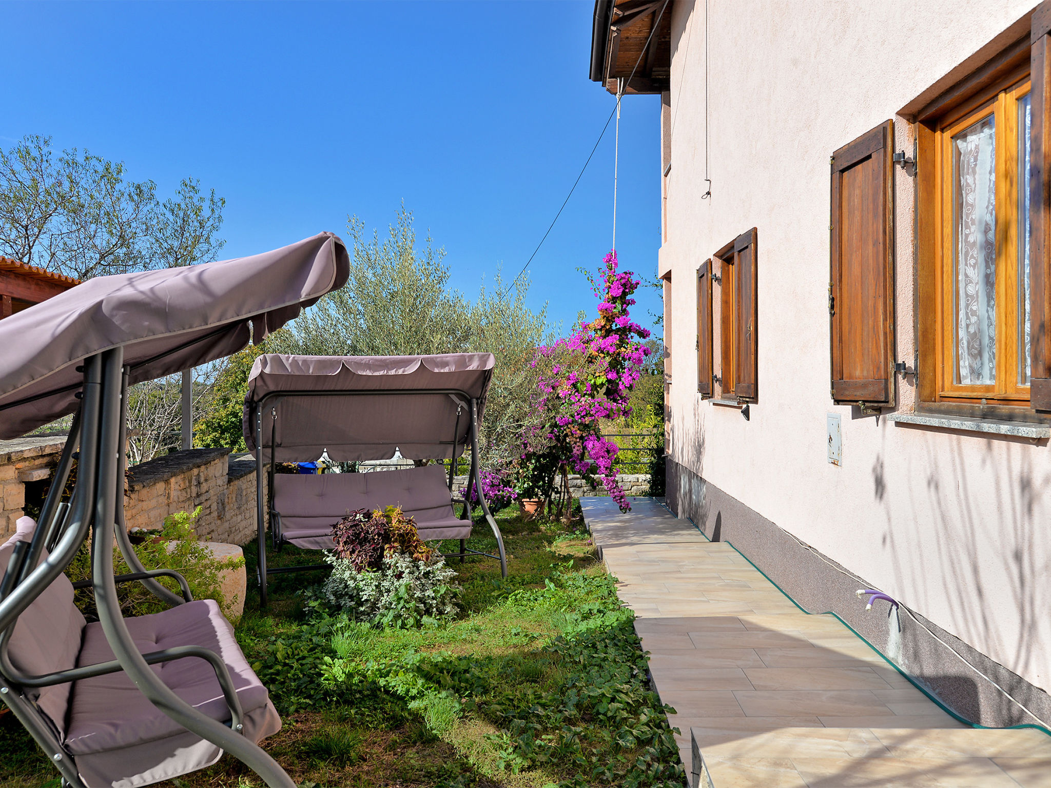 Photo of Apartment 1945