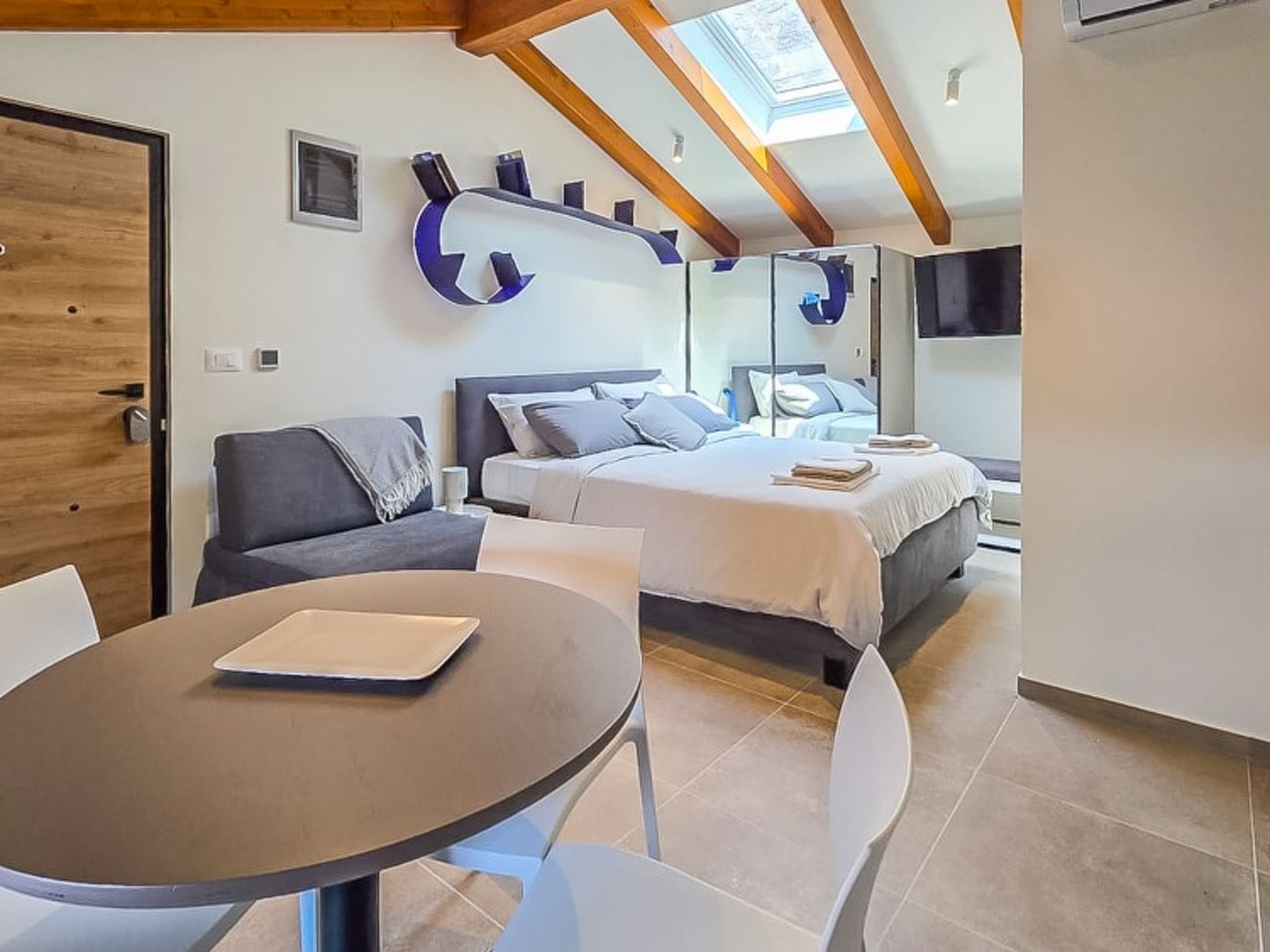 Photo of Apartment 2402