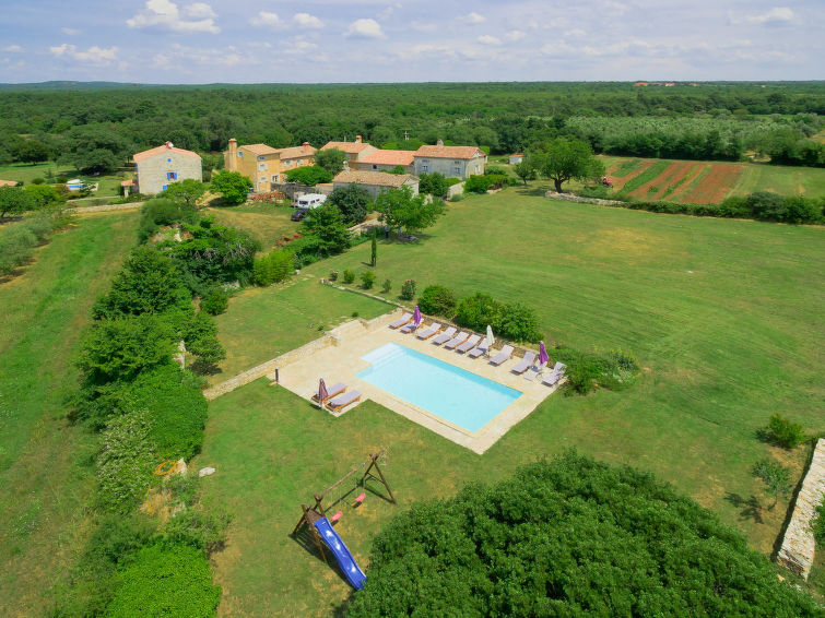 Villa met privézwembad in Barbariga: Rustieke luxe voor 16 personen in Barbariga