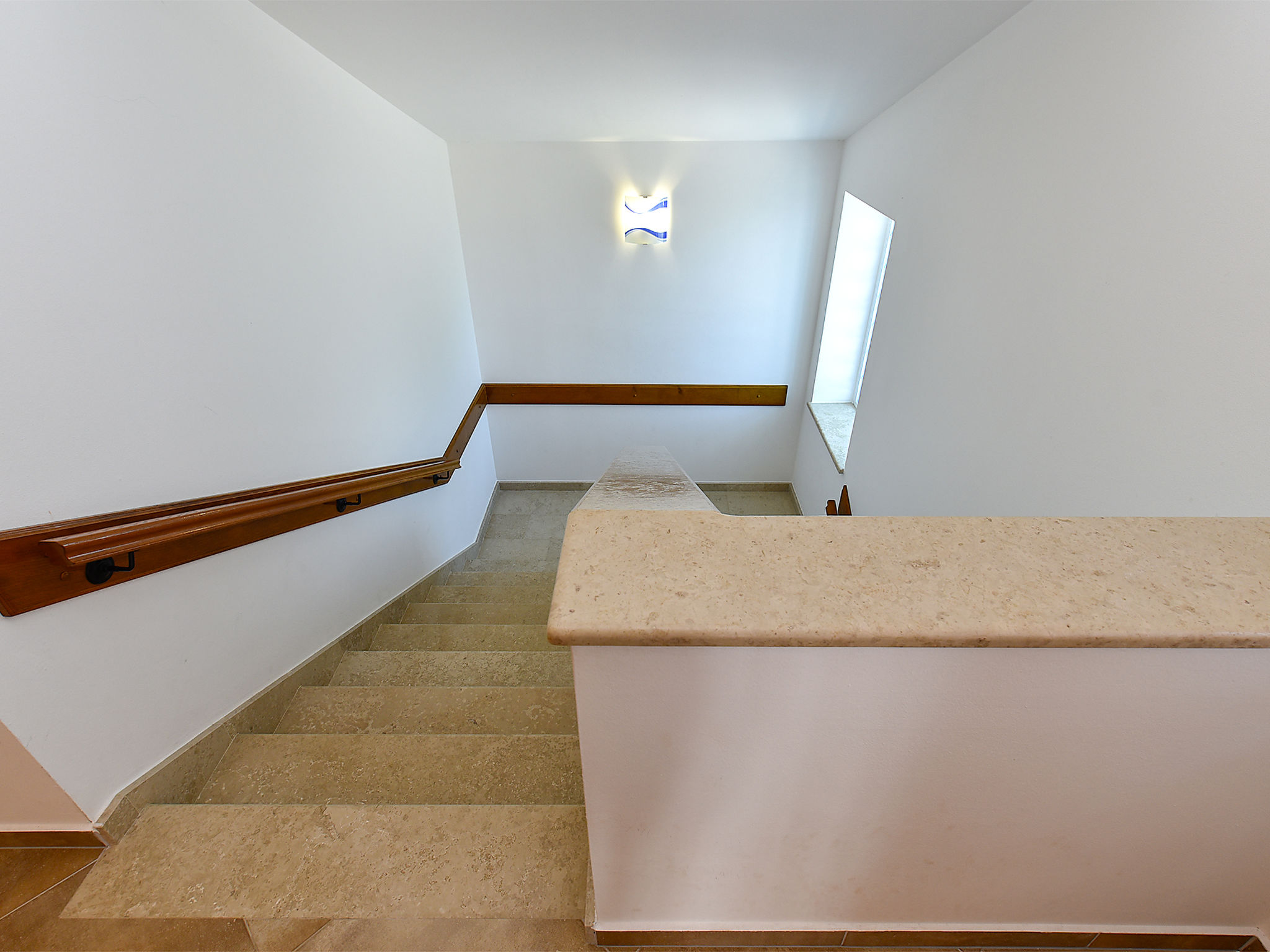 House 2326 - Binnen