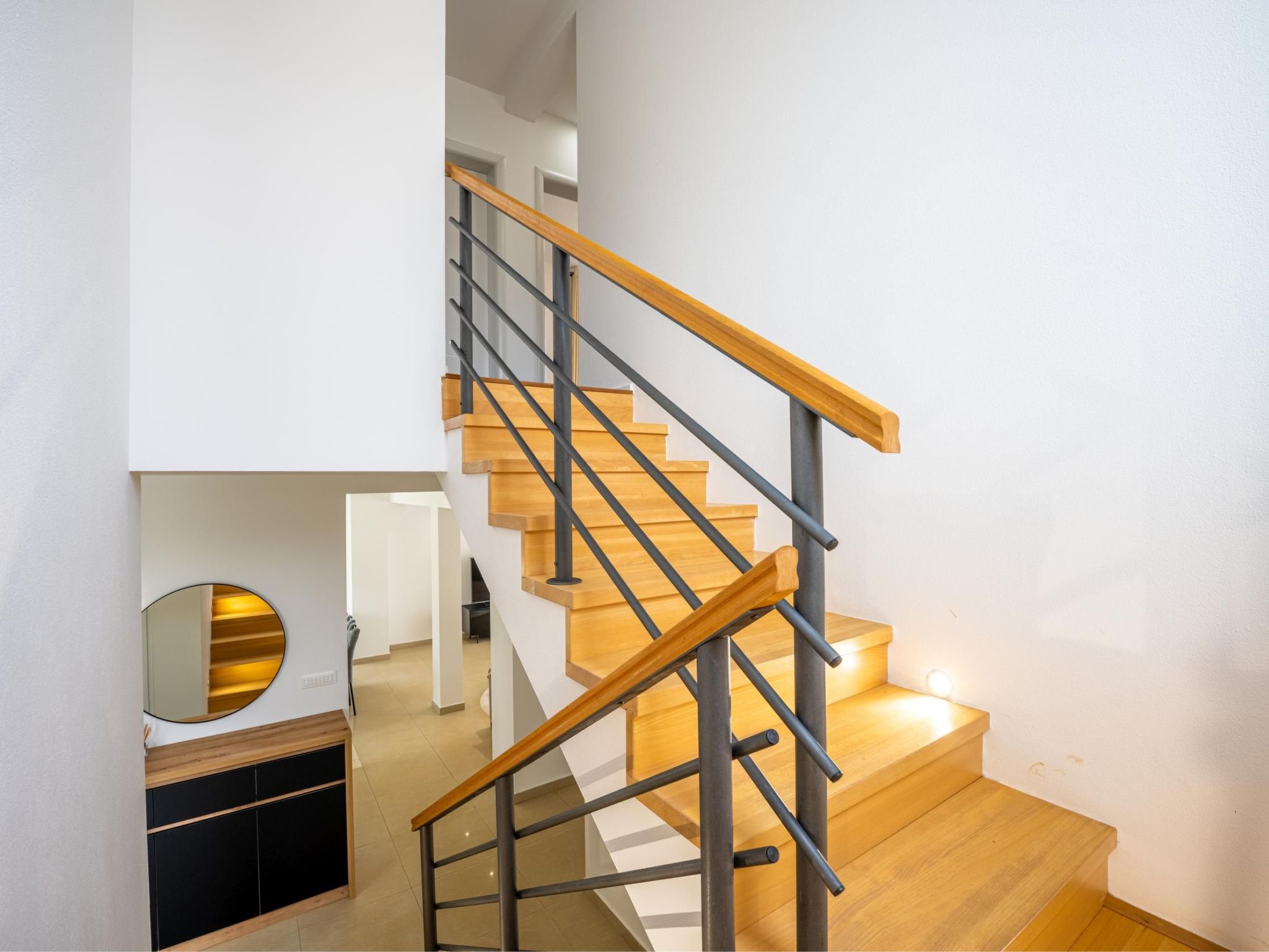 4 Schlafzimmer, 3 Badezimmer, Küche, Wohnzimmer, privater Pool, Grill-Dedans