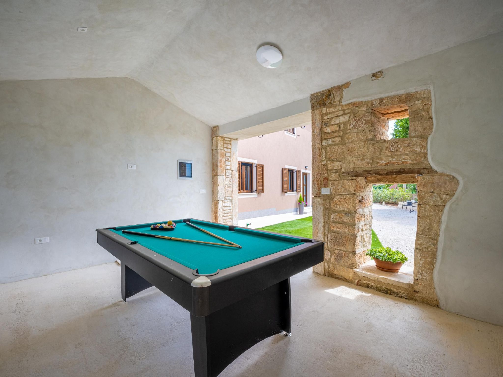 Balarini-Image-tags.info