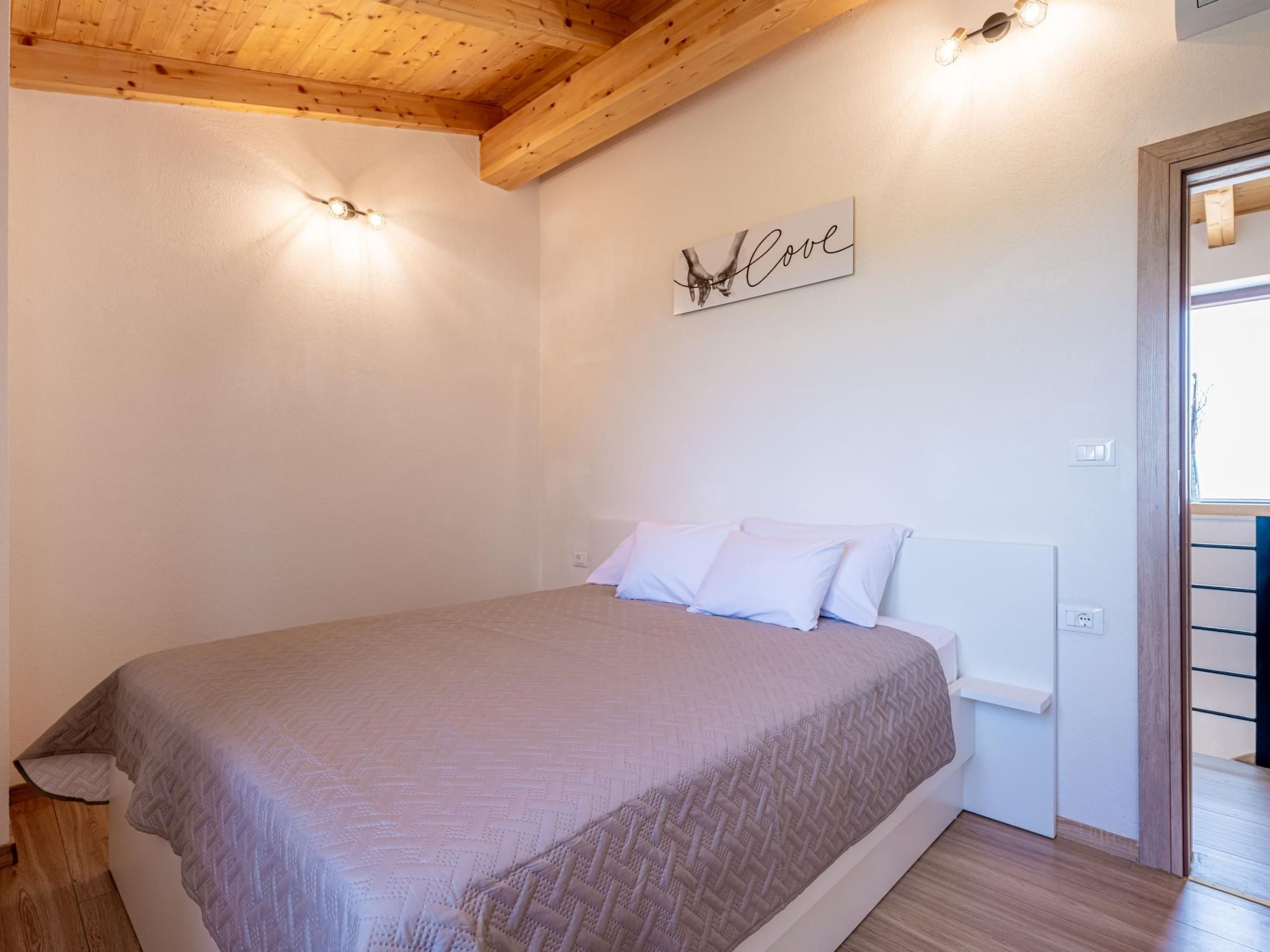 Balarini-Image-tags.info