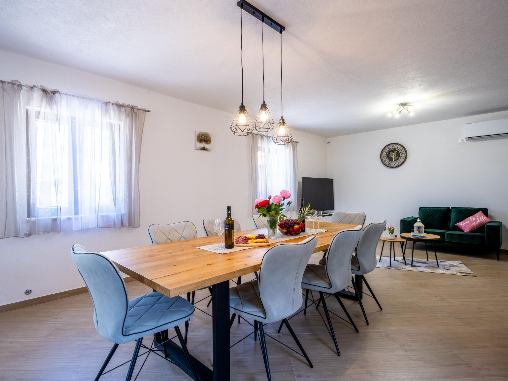 Balarini-Image-tags.info