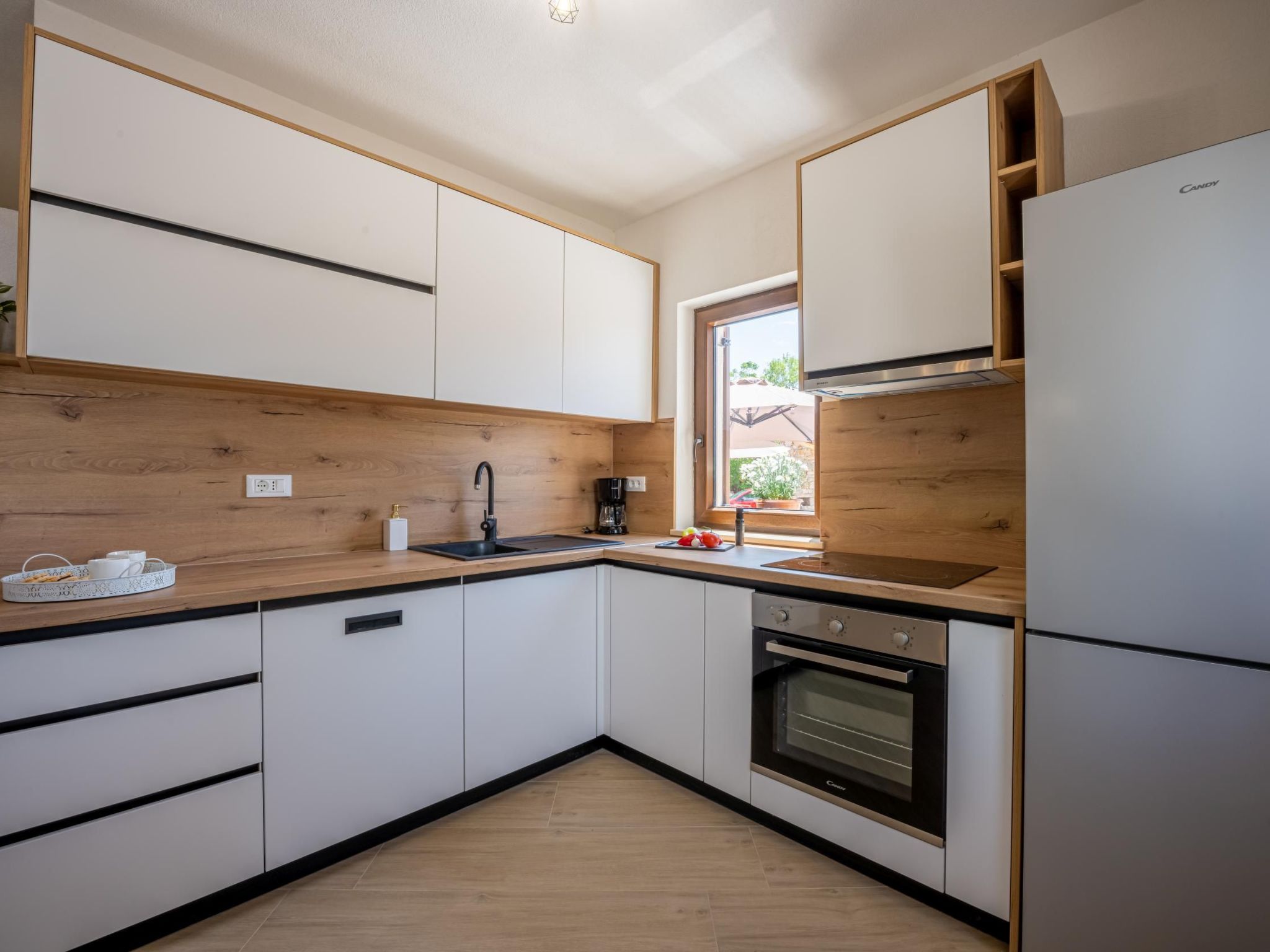 Balarini-Image-tags.info