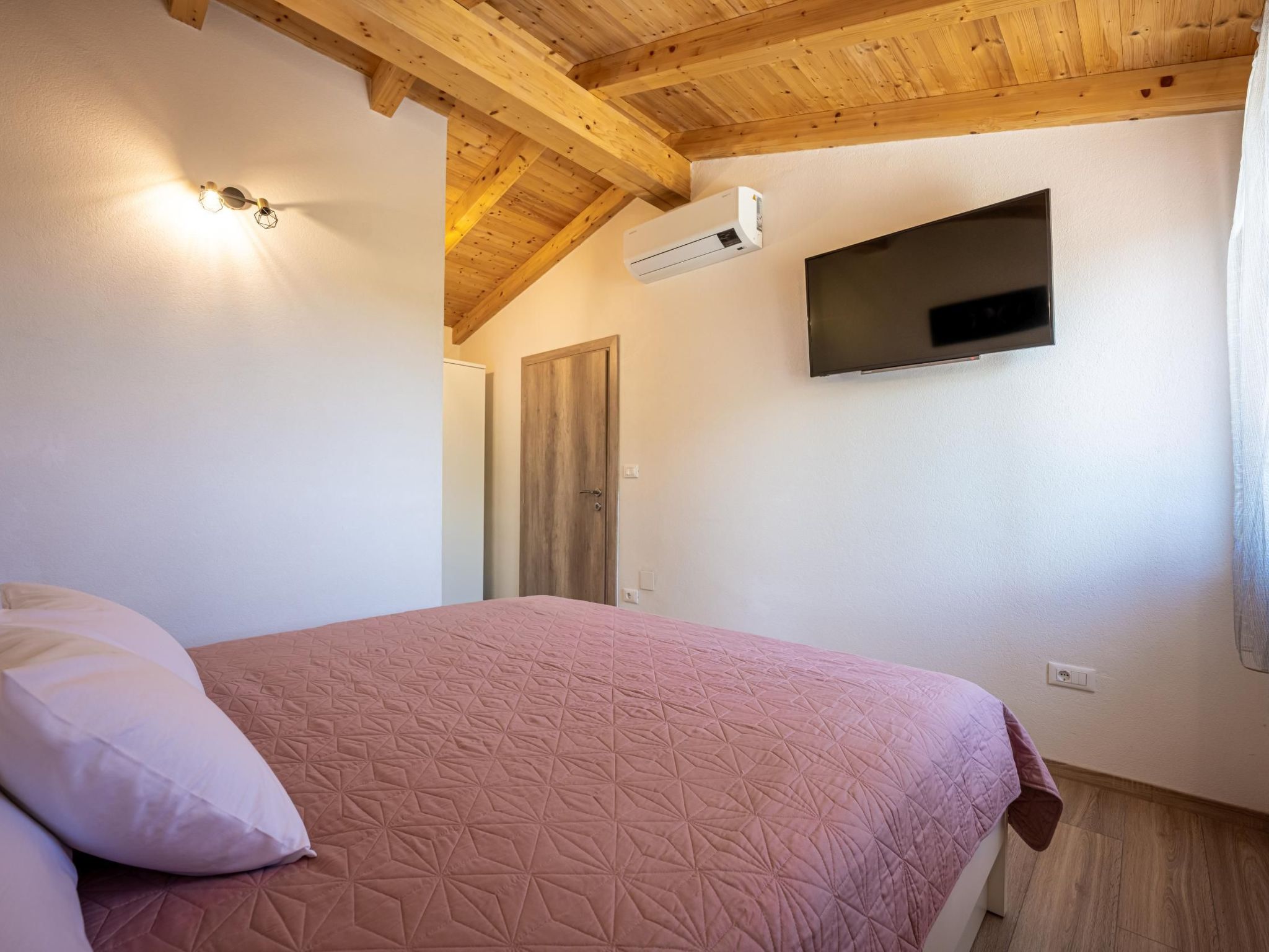 Balarini-Image-tags.info