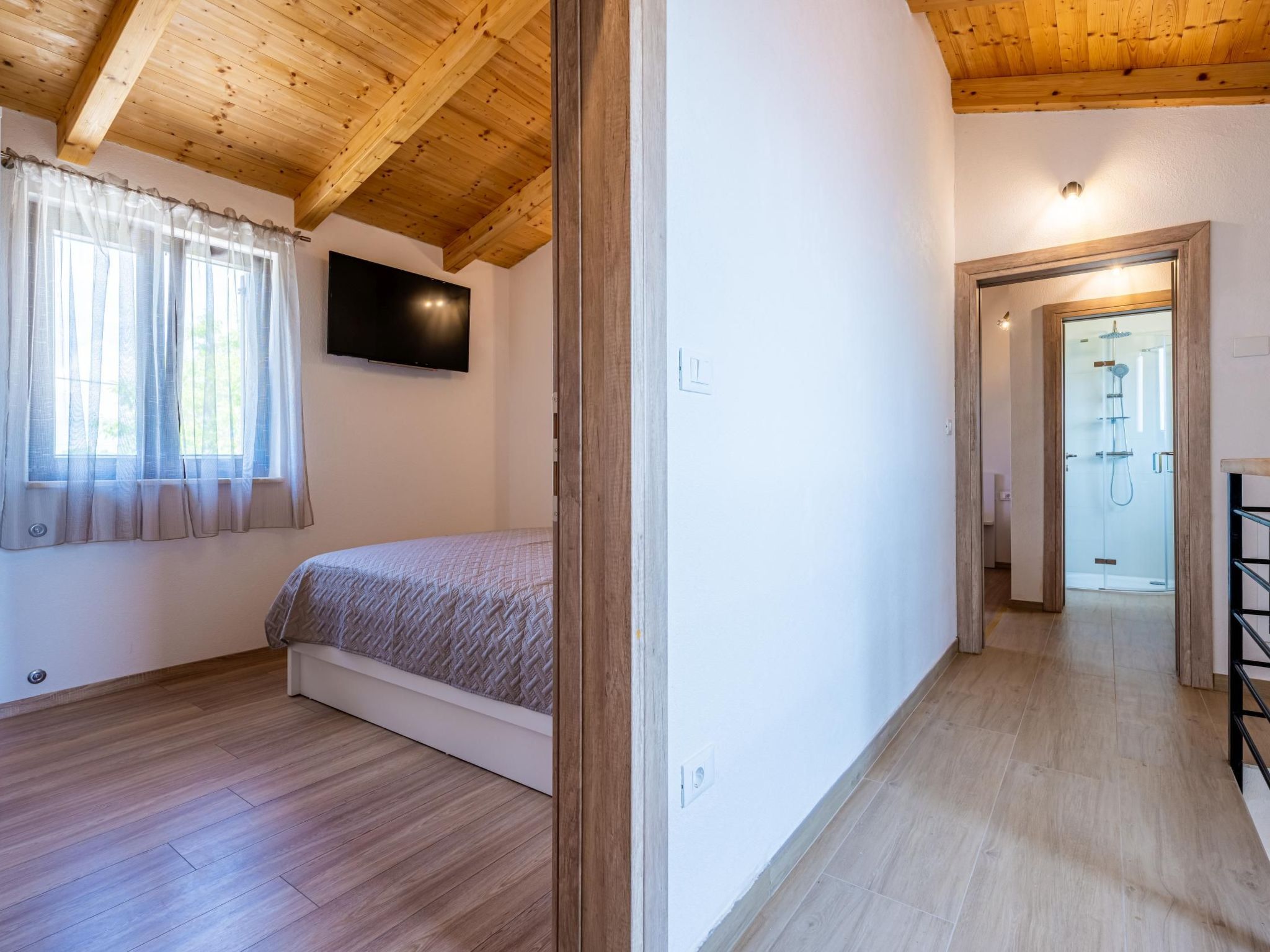 Balarini-Image-tags.info