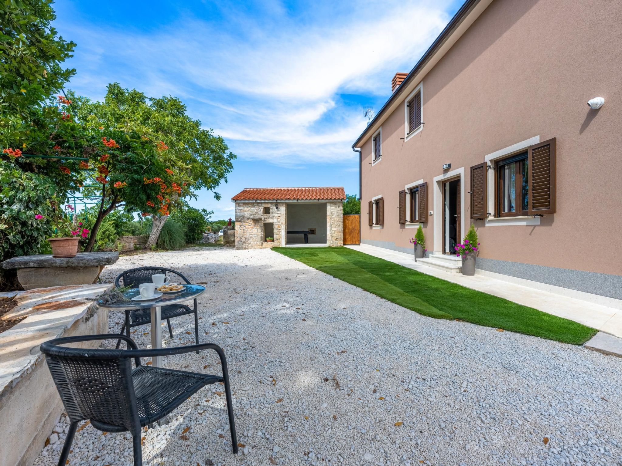 Balarini-Image-tags.info