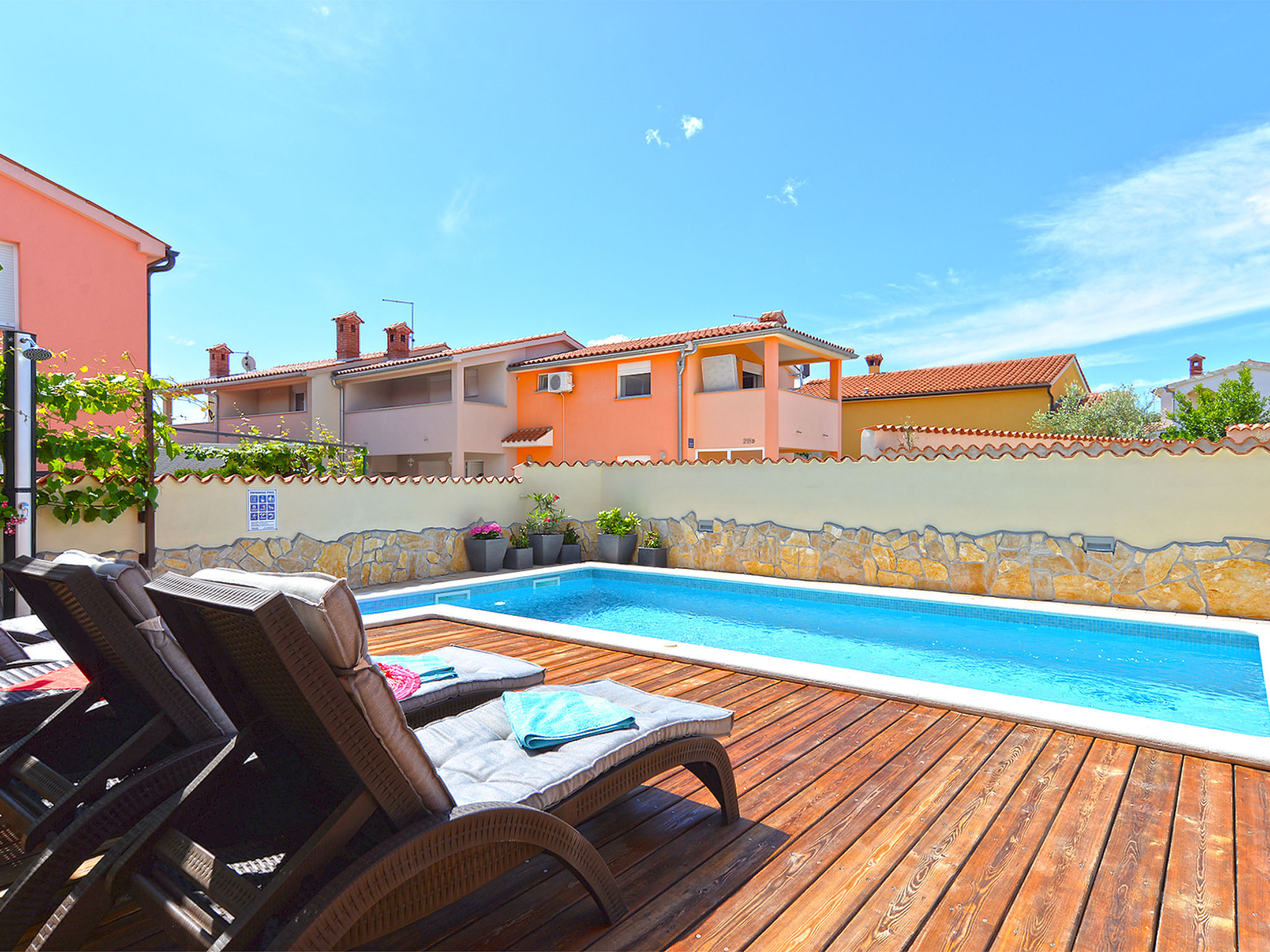 House 1771 — Pool Outdoor (5 of 54)