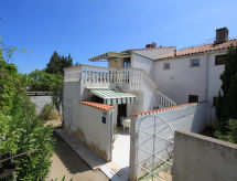 Appartement Mila: Zonovergoten terras met zeezicht in Barbariga, Istrië - thumbnail 1