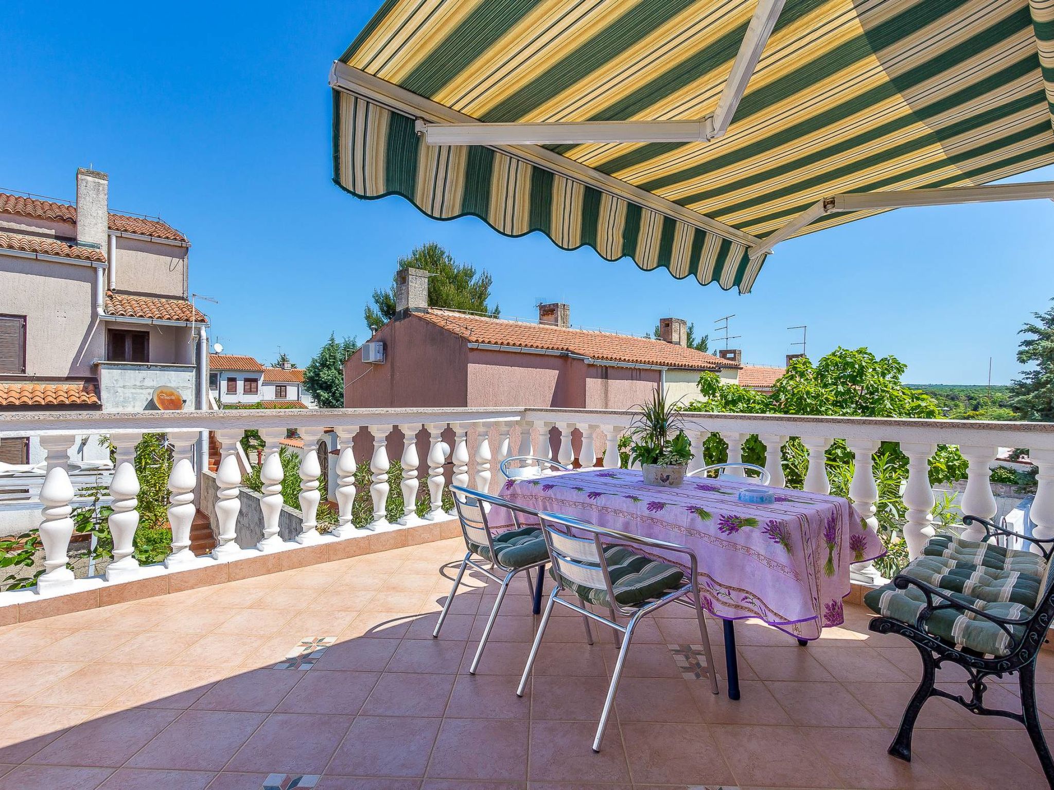 Appartement Mila: Zonovergoten terras met zeezicht in Barbariga, Istrië - foto 9