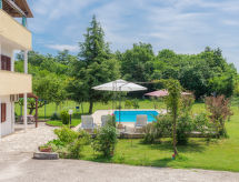 Villa Roverka: Ruime vrijstaande woning met zwembad in Istrië, 14 km van zee - thumbnail 2