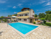 Villa Roverka: Ruime vrijstaande woning met zwembad in Istrië, 14 km van zee - thumbnail 6