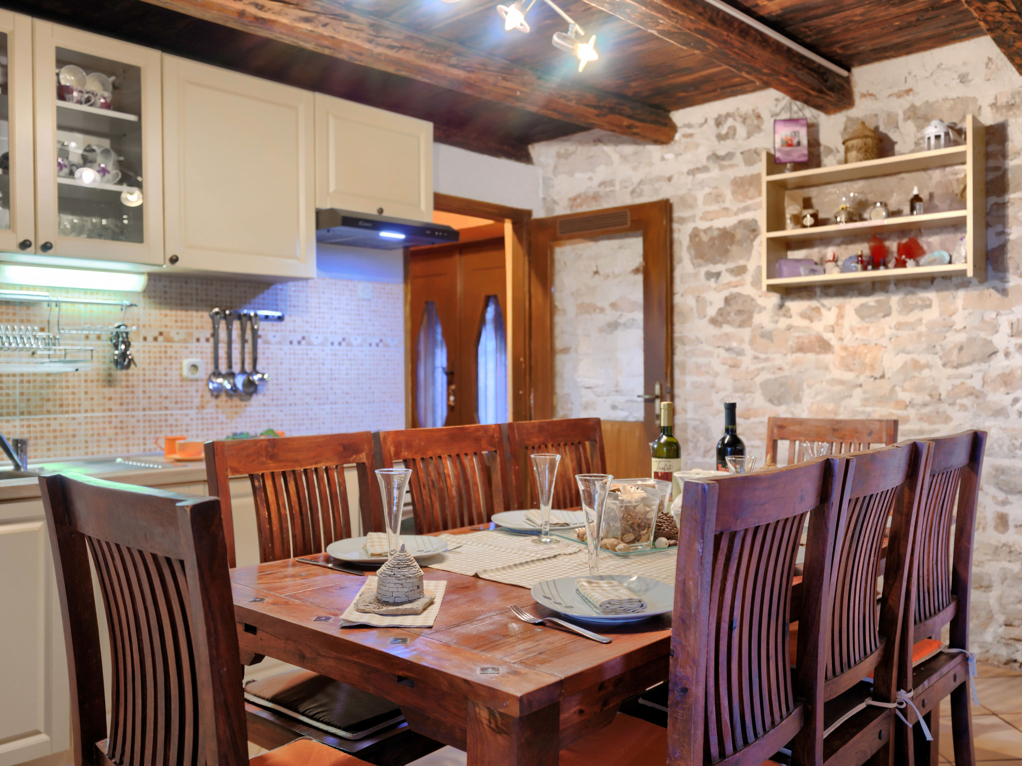 Kitchen / Dining Room