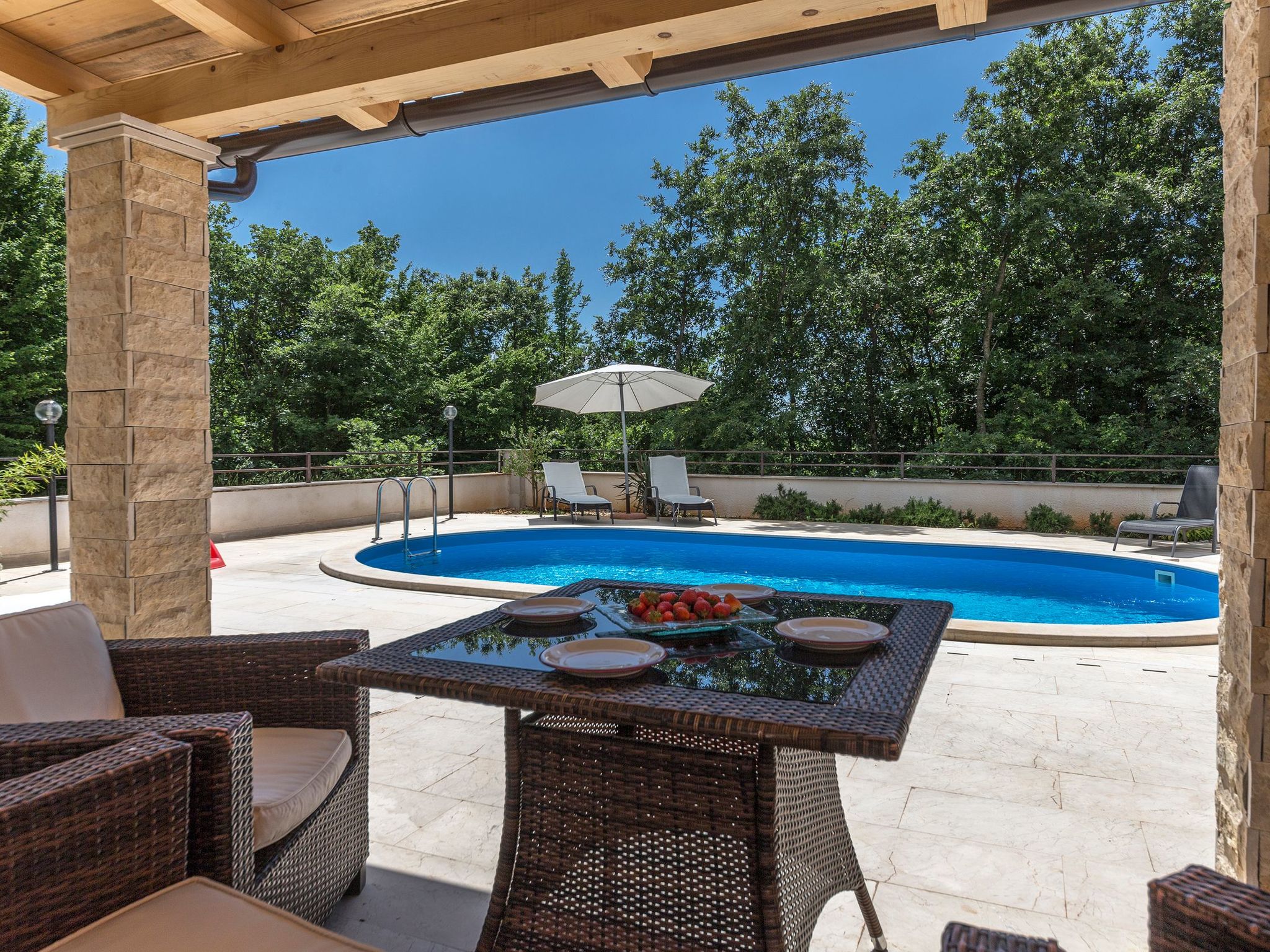 Ferienvilla "Lucija"-Draußen