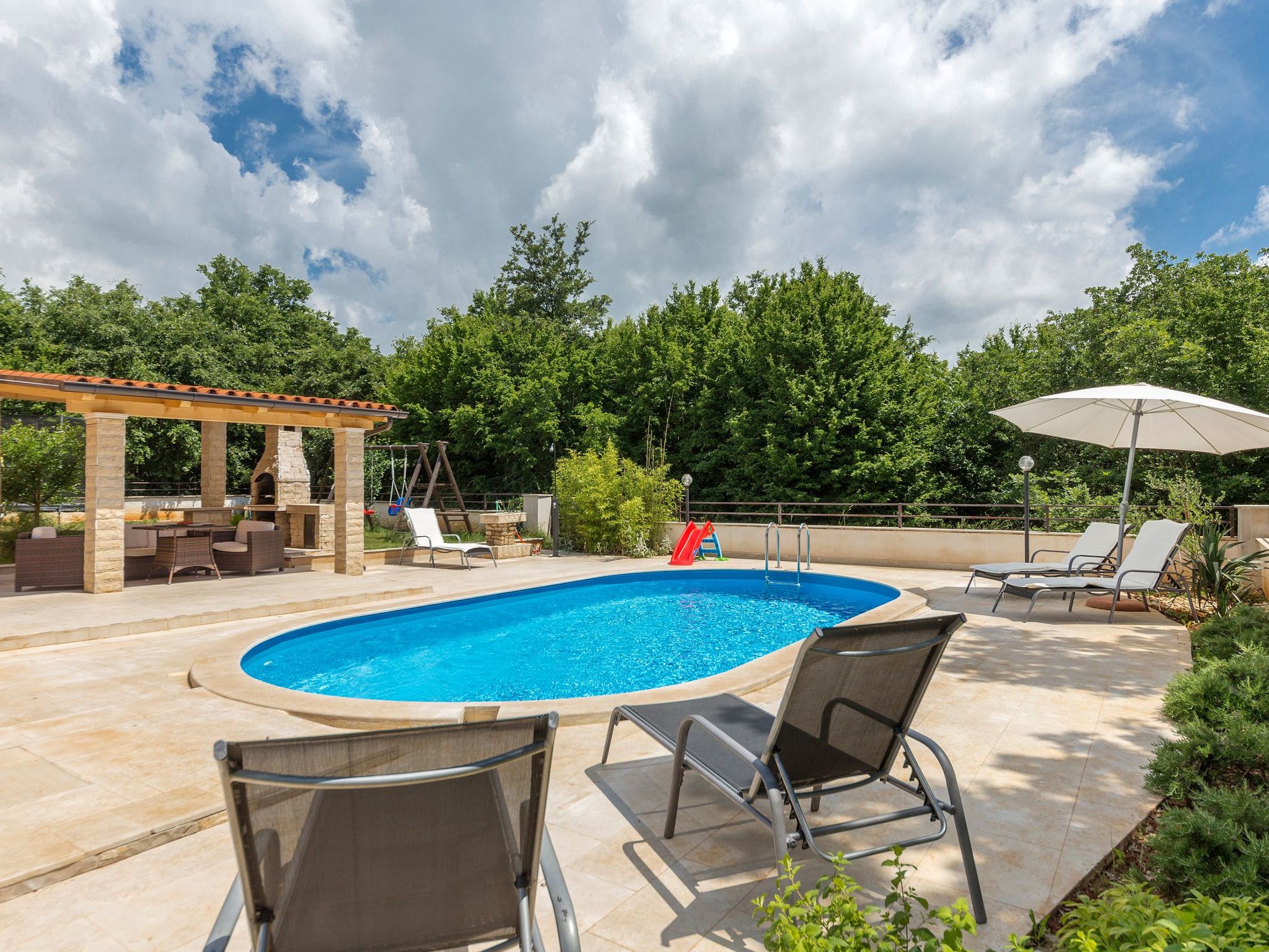 Ferienvilla "Lucija"-Draußen