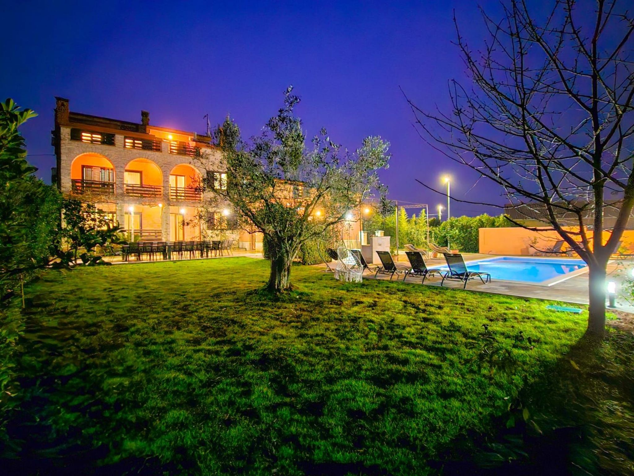 Vakantiehuis met omheinde tuin in Pula/Vodnjan (Kroatië) 1 hond is welkom