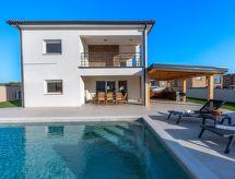 Moderne vrijstaande villa met privé-zwembad nabij Pula - thumbnail 5