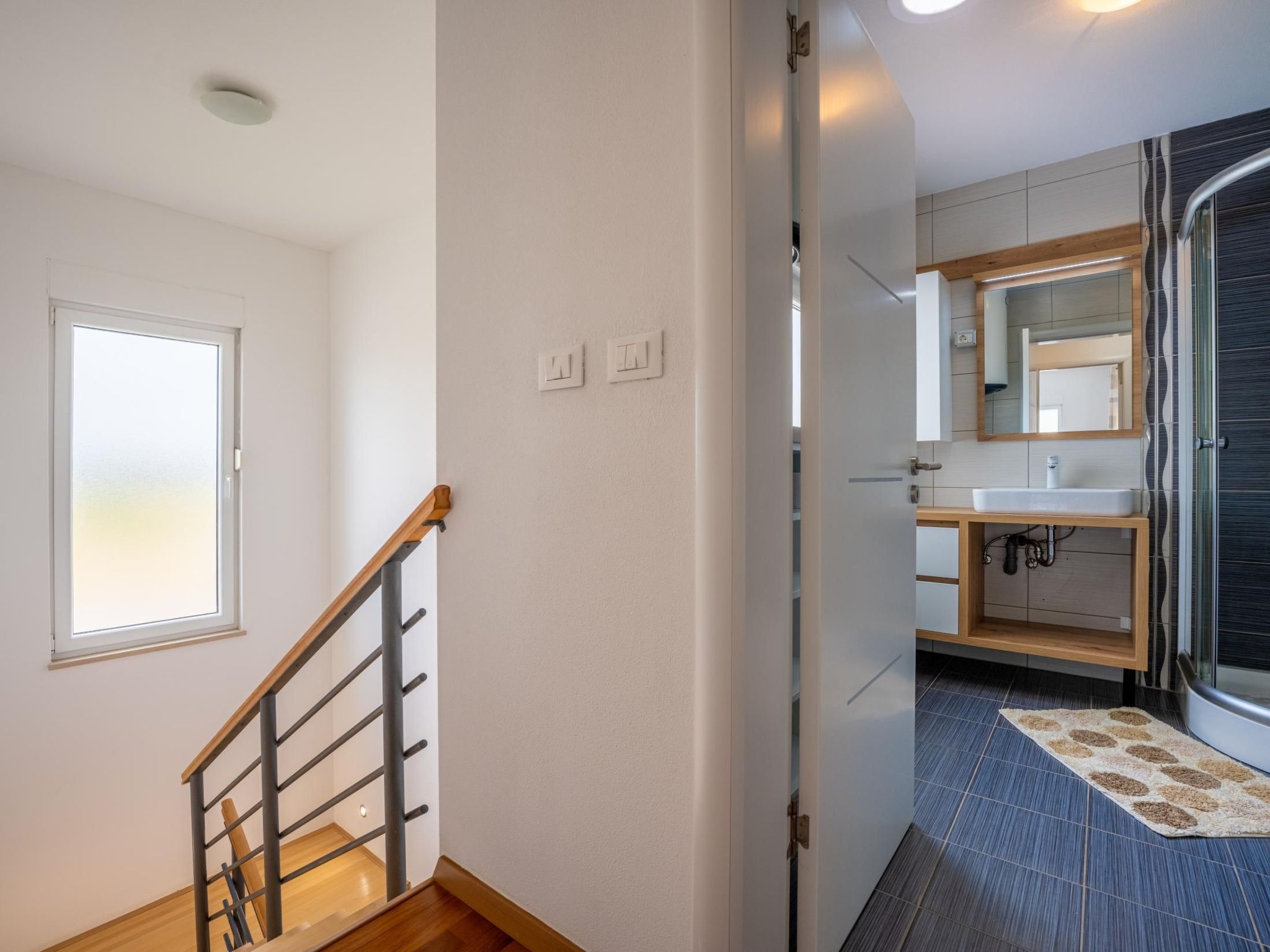 Ferienvilla "Villa Dvor" mit privatem Pool-Binnen