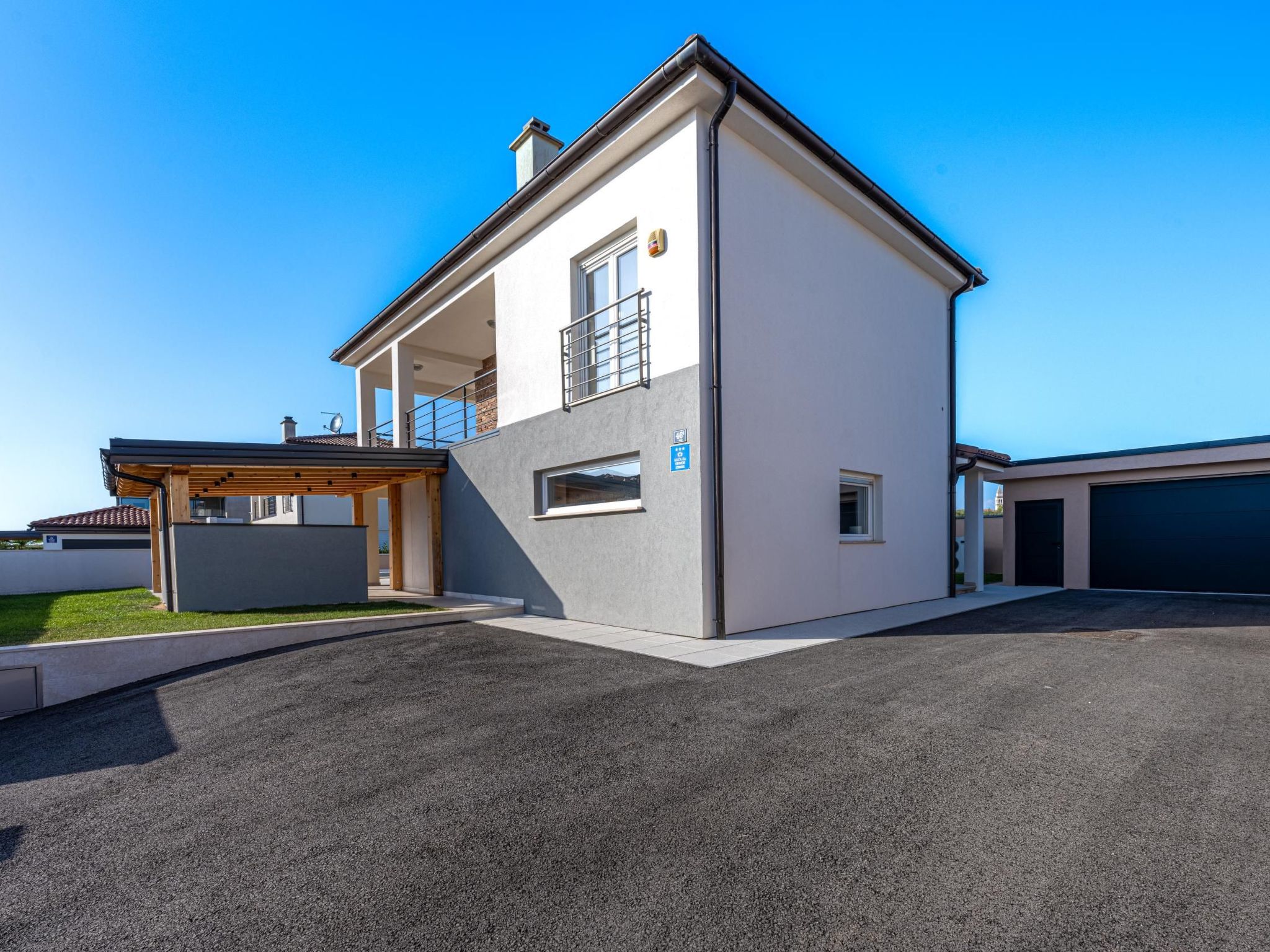 Ferienvilla "Villa Dvor" mit privatem Pool-Binnen