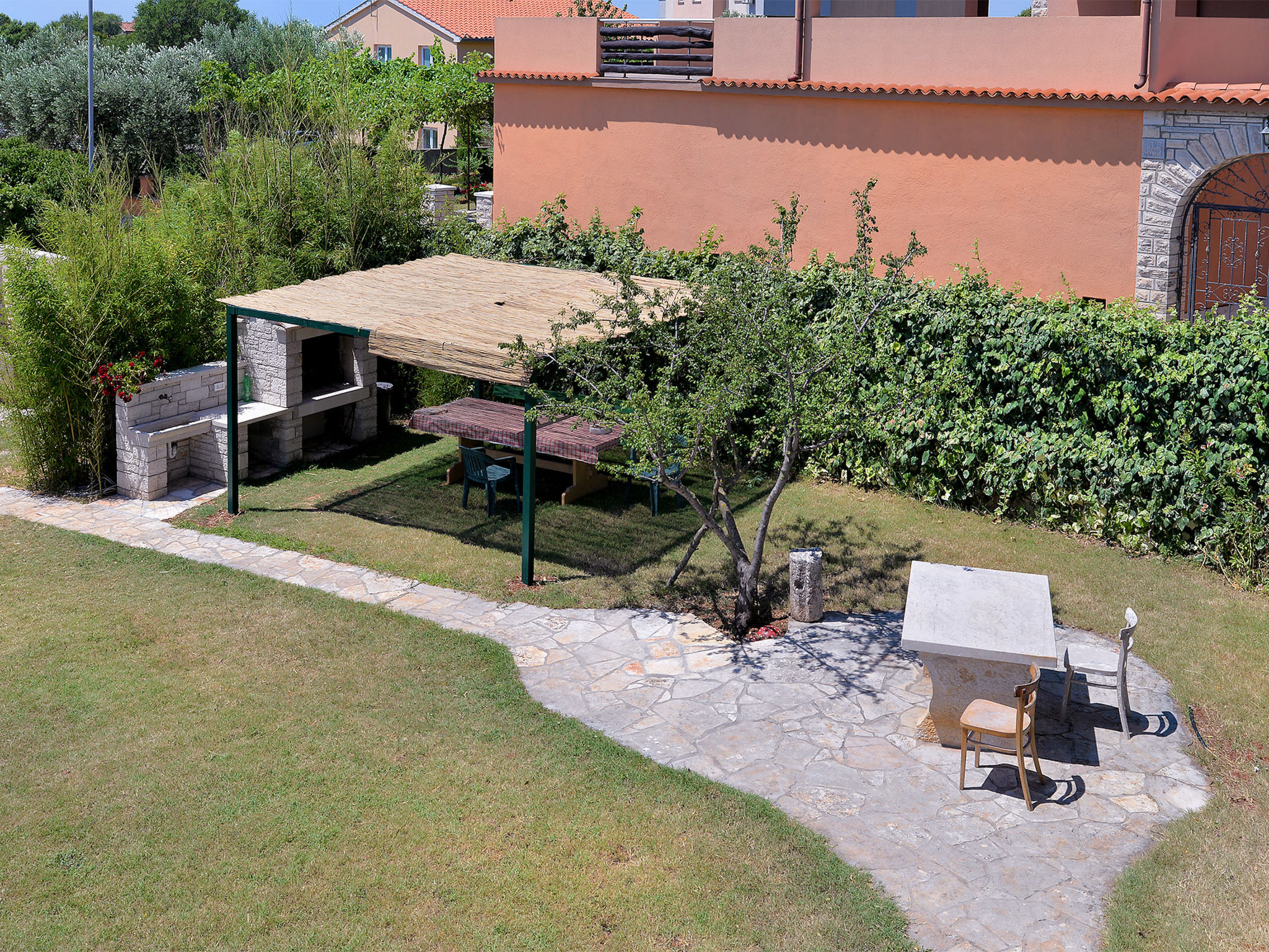 House 2136 - Outside