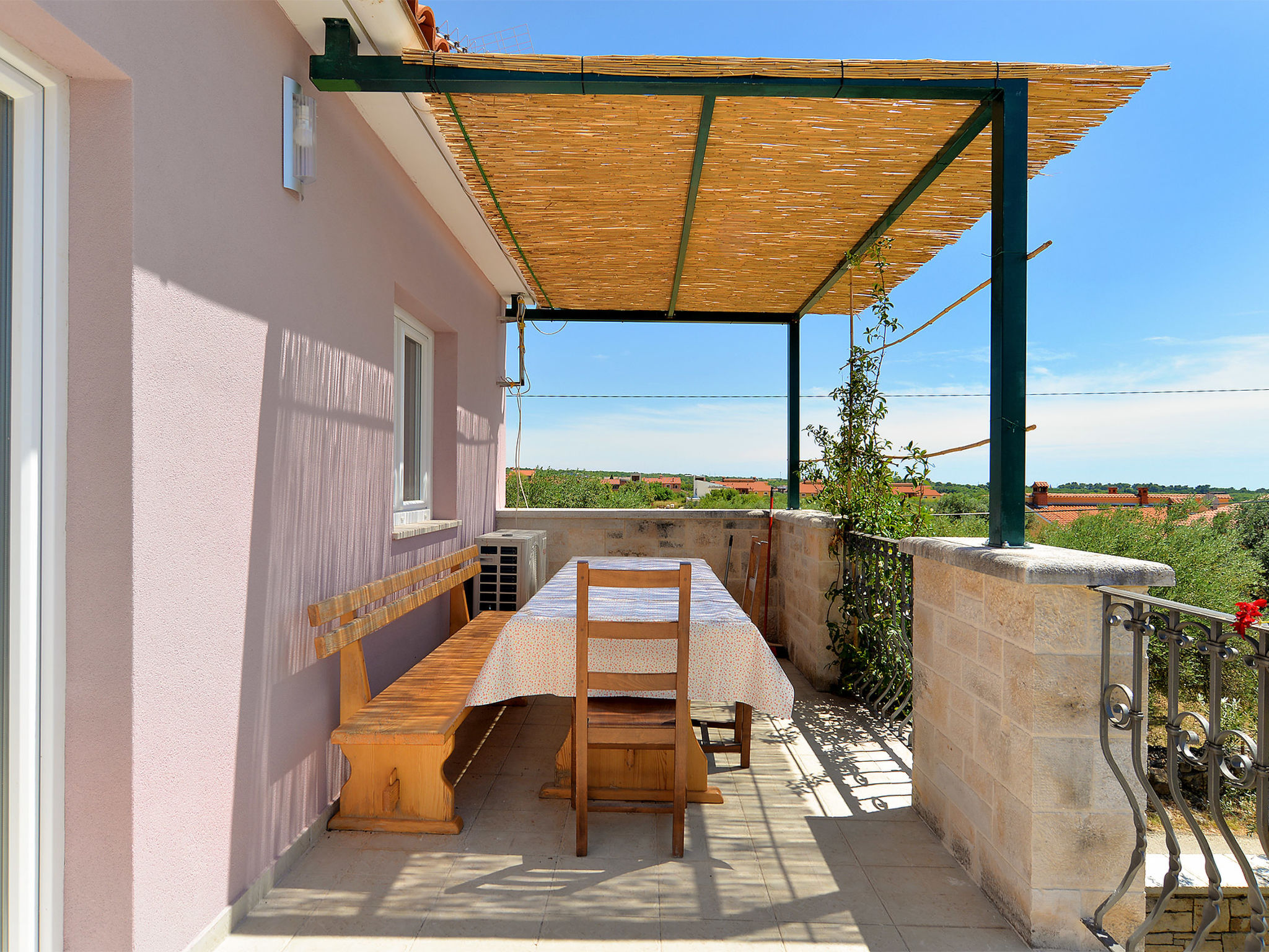 House 2136 - Outside