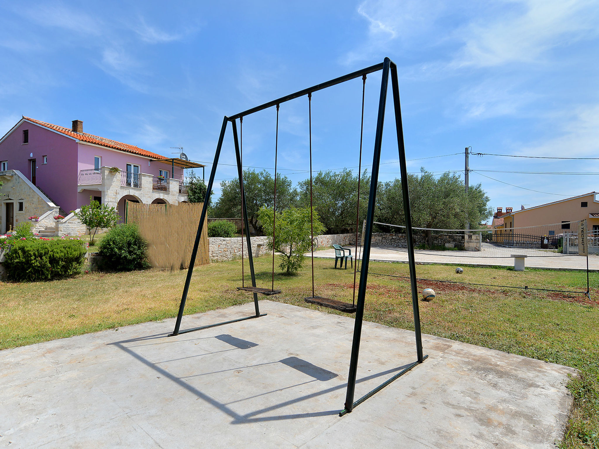 House 2136 - Outside