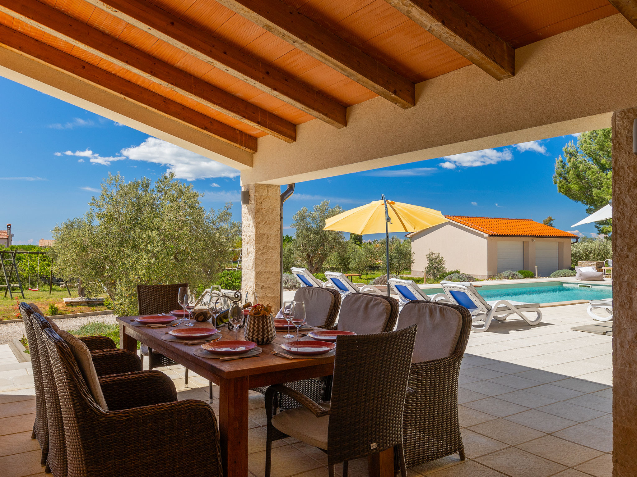 Villa Nirvana - Outside