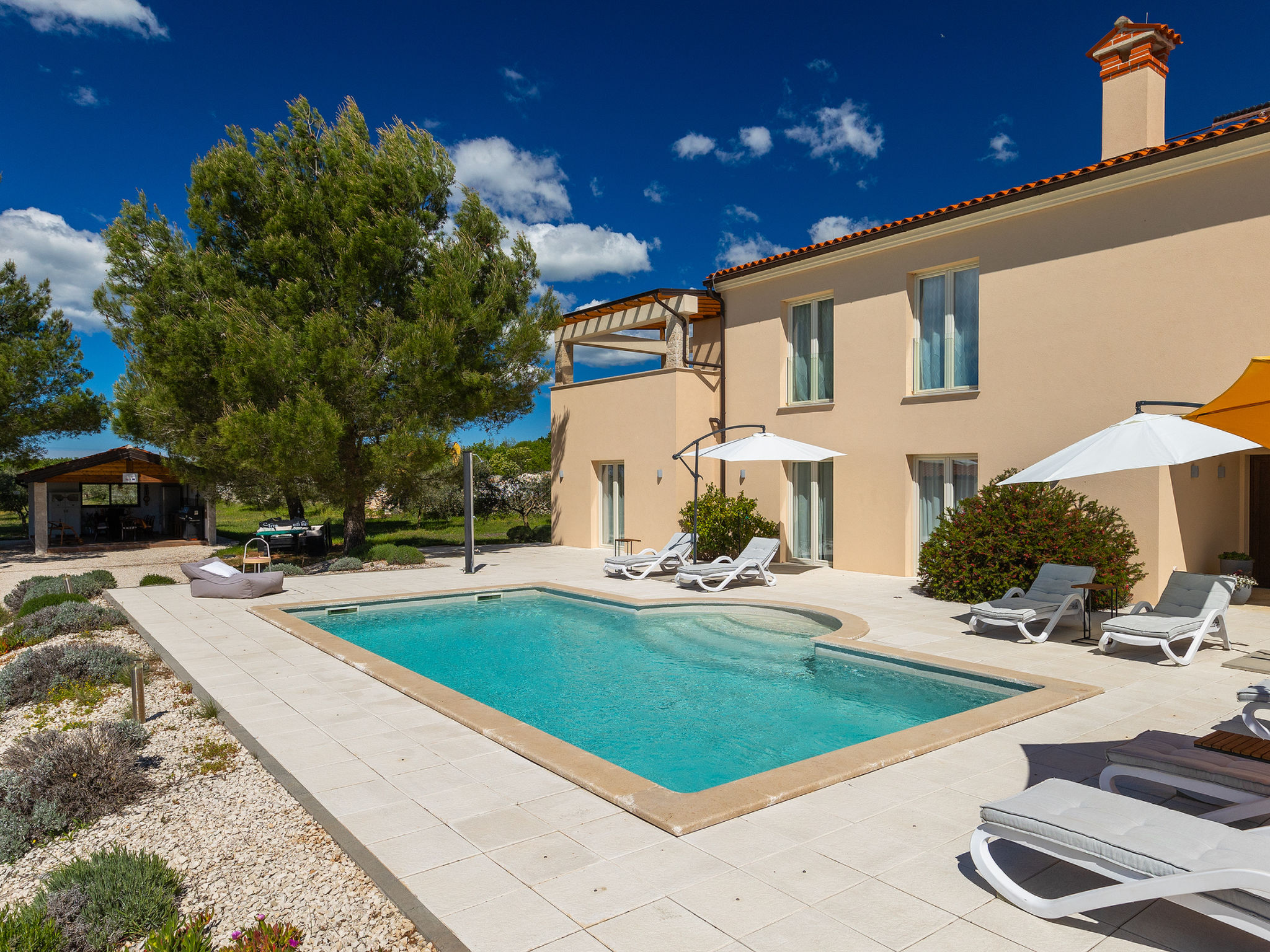 Villa Nirvana