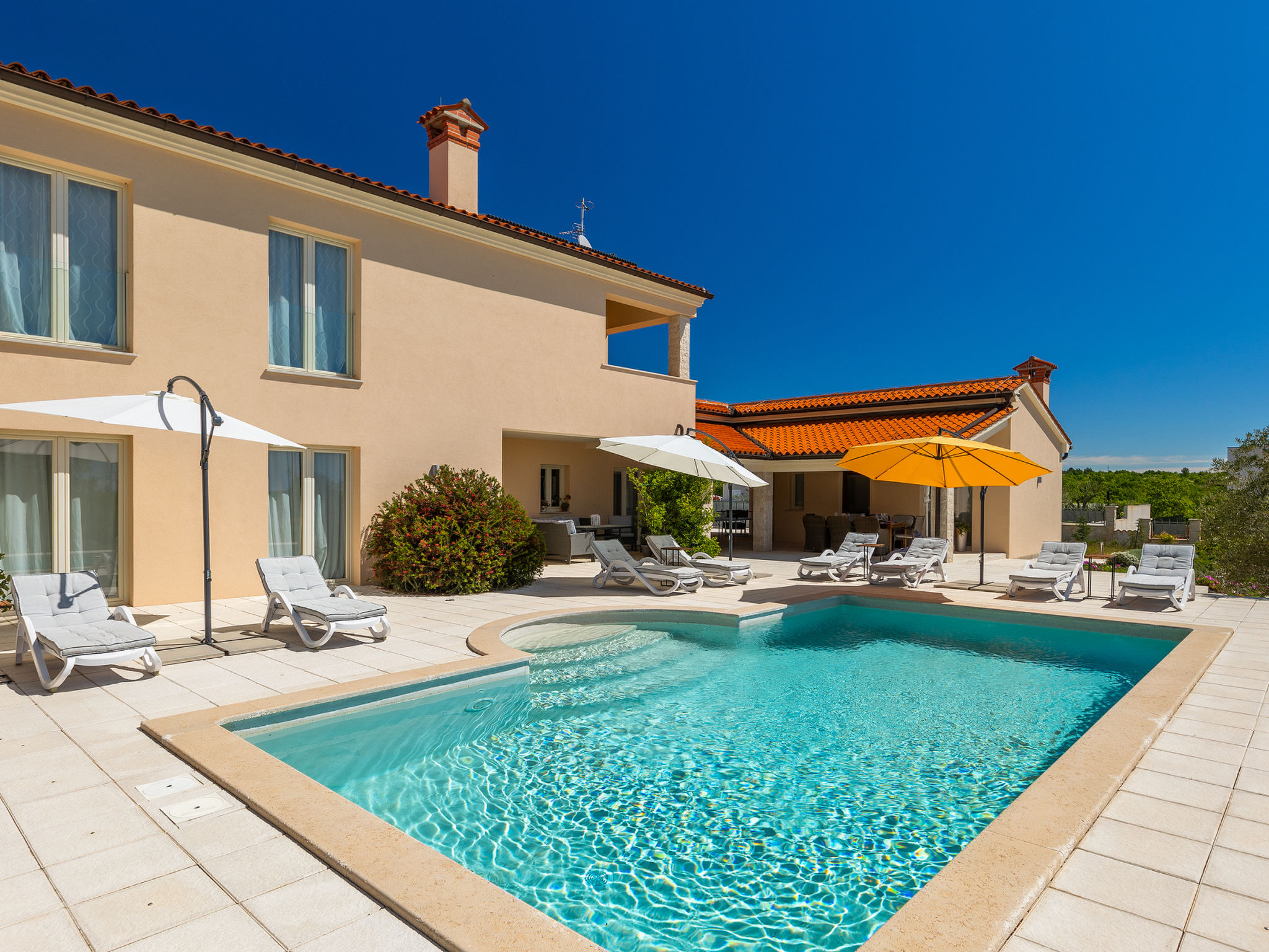 Villa Nirvana