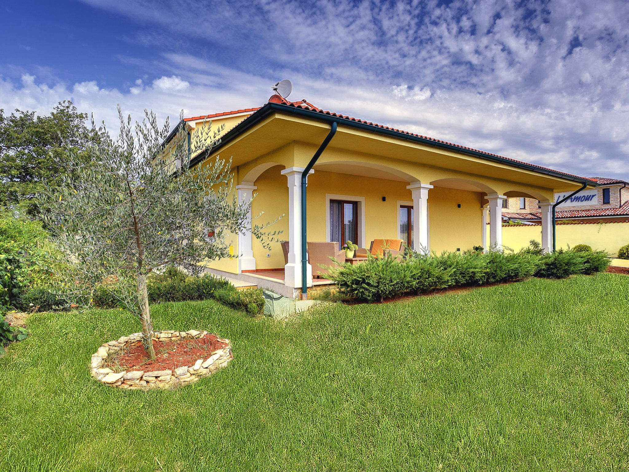 Villa Monica - Buiten