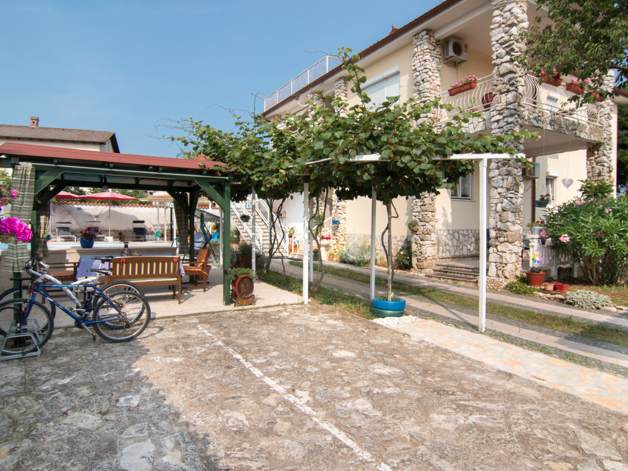 Photo of Apartment 354