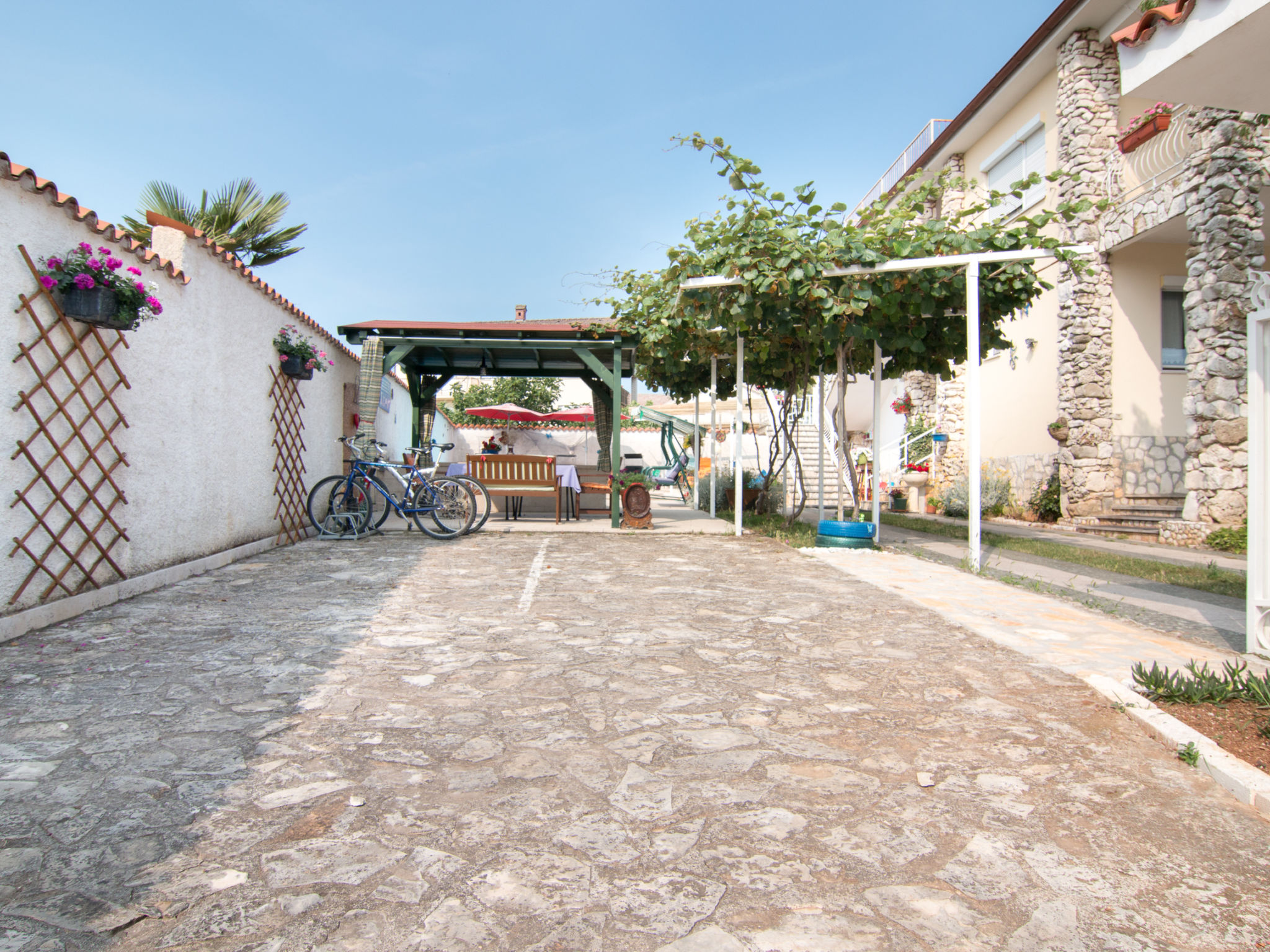 Photo of Apartment 354