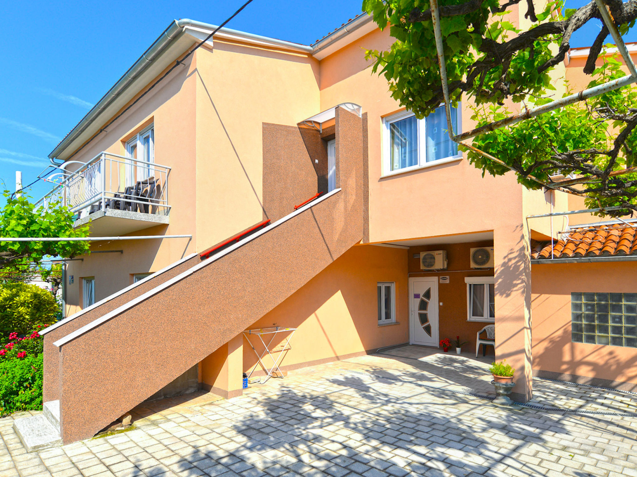 Photo of Apartment 351