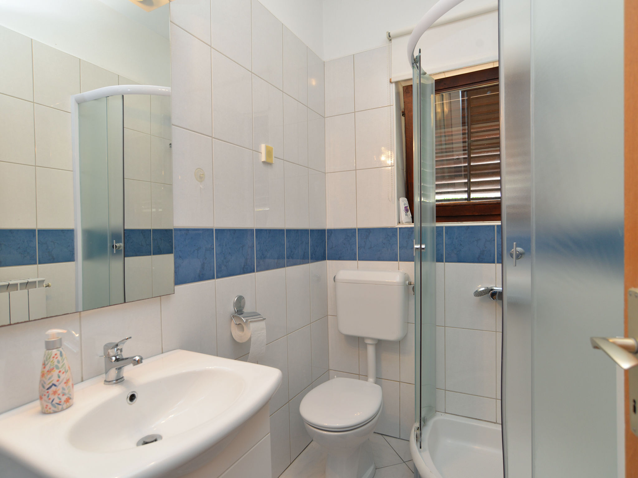 Photo of Apartment 242