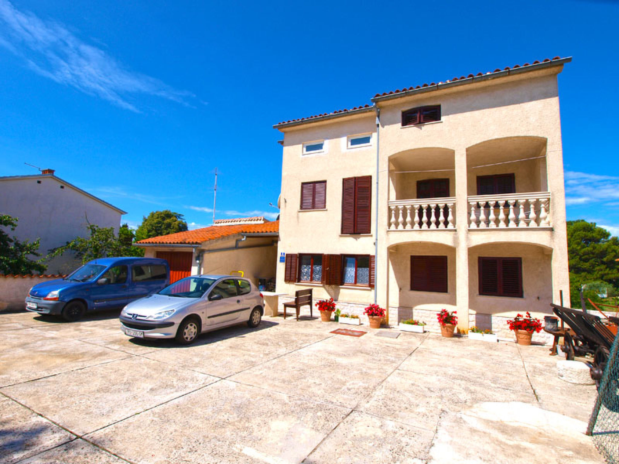 Photo of Apartment 718