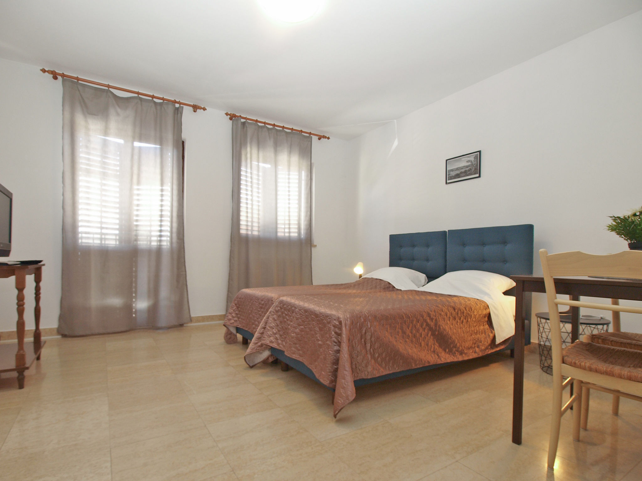 Photo of Apartment 718